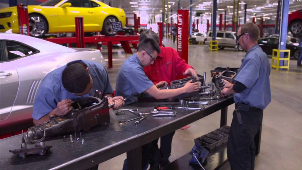Picture of: Lincoln Technical Institute Automotive Technology Program
